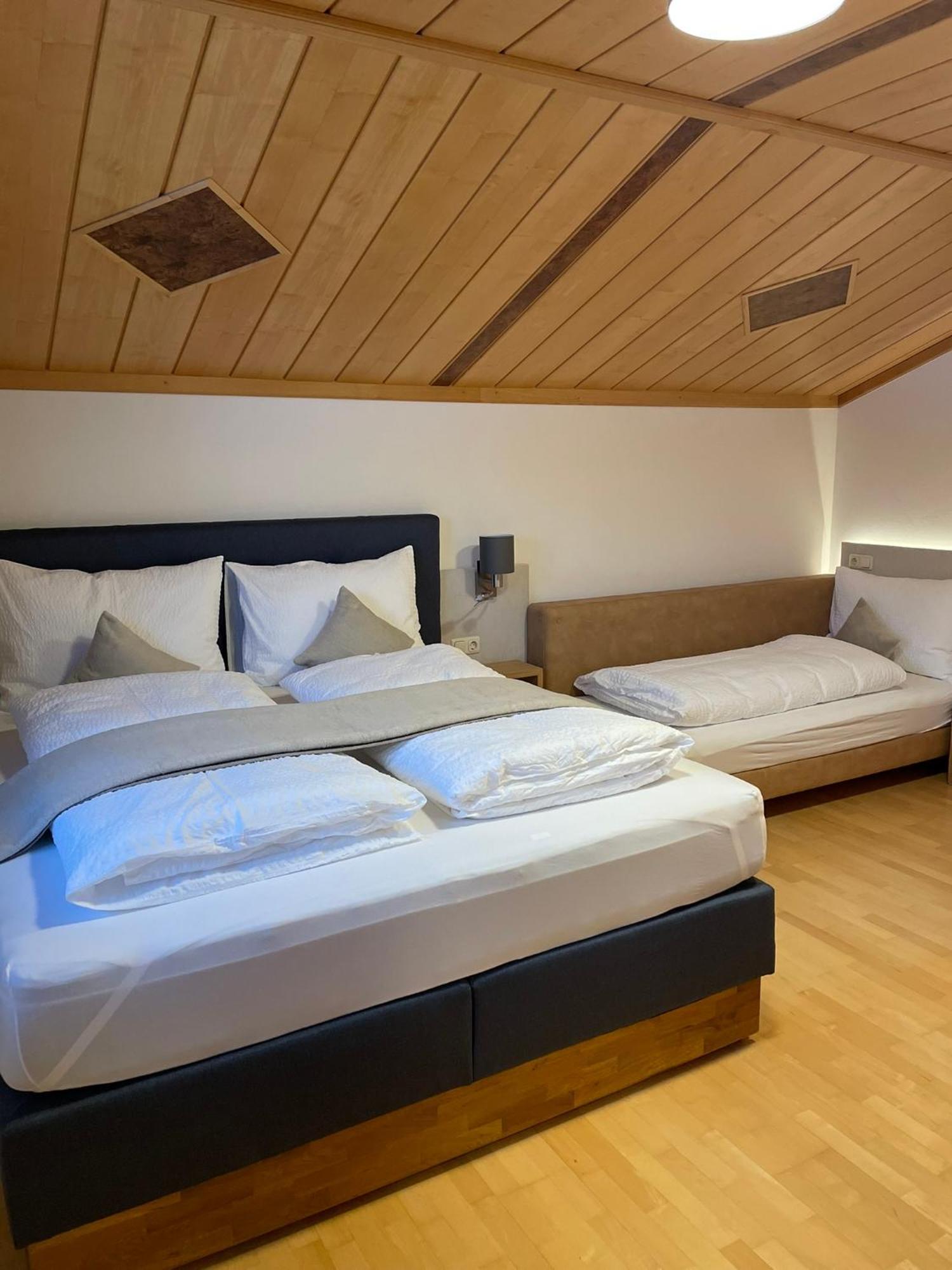 Apartamento Landhaus Brugger Saalfelden Exterior foto